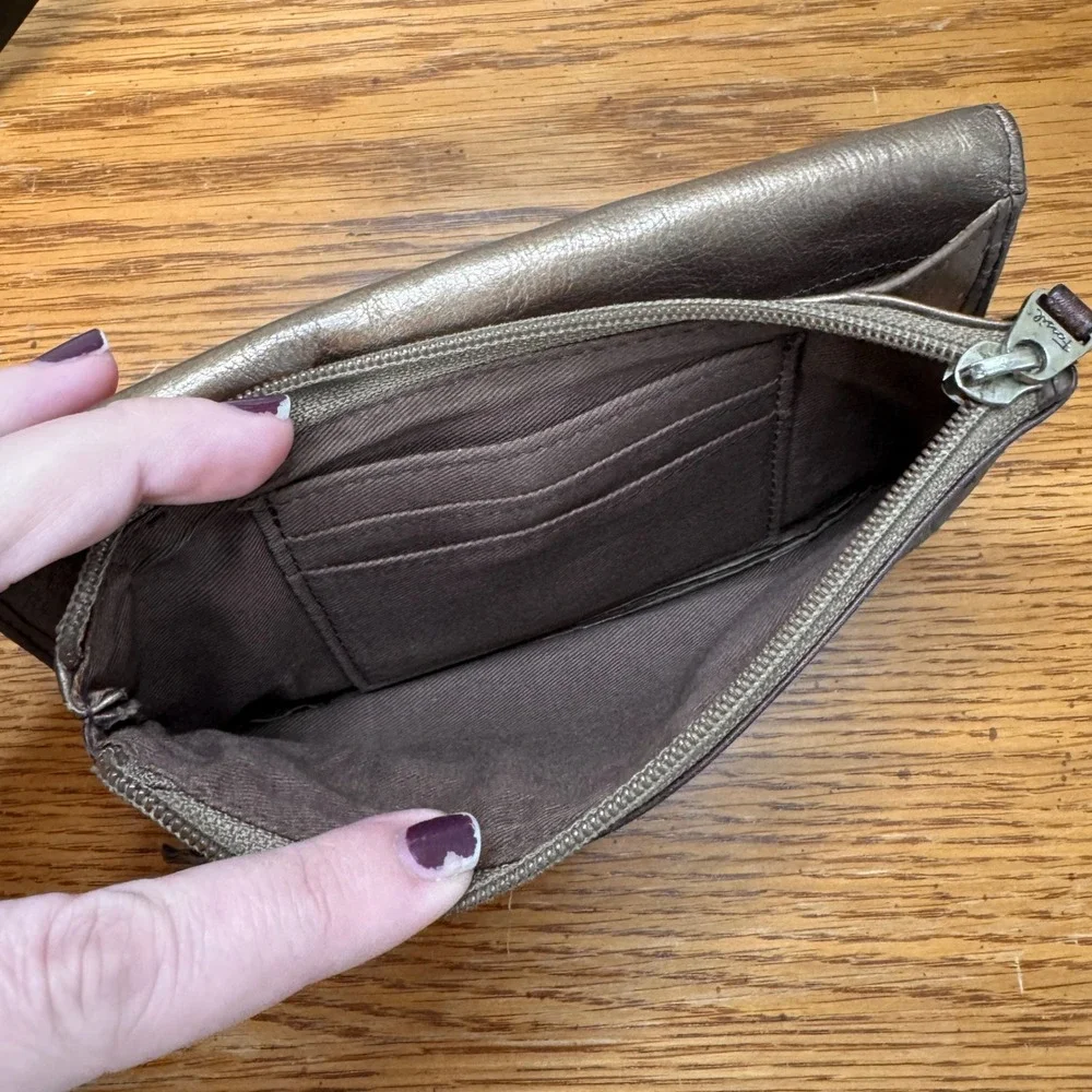 Fossil Metallic Bronze Genuine Leather Slim Bifold Wallet Organizer‎ Clutch